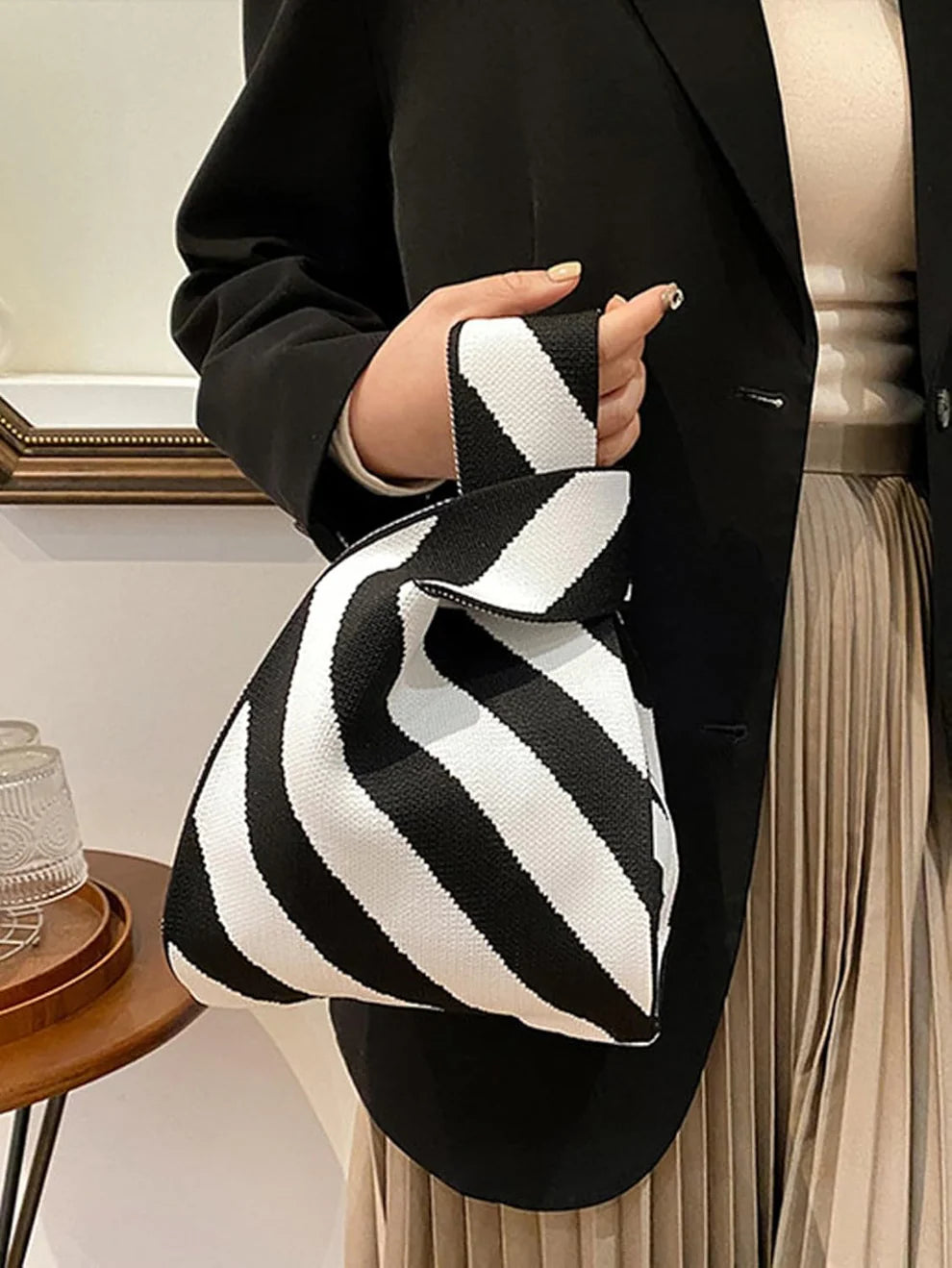 Black & White Strips