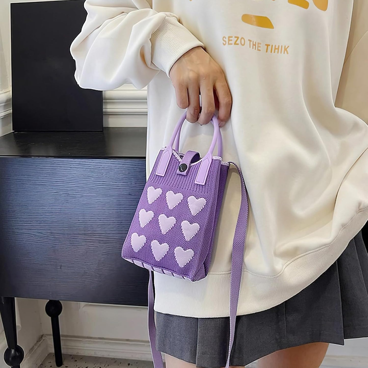 Mini Heart Knit Crossbody Bag