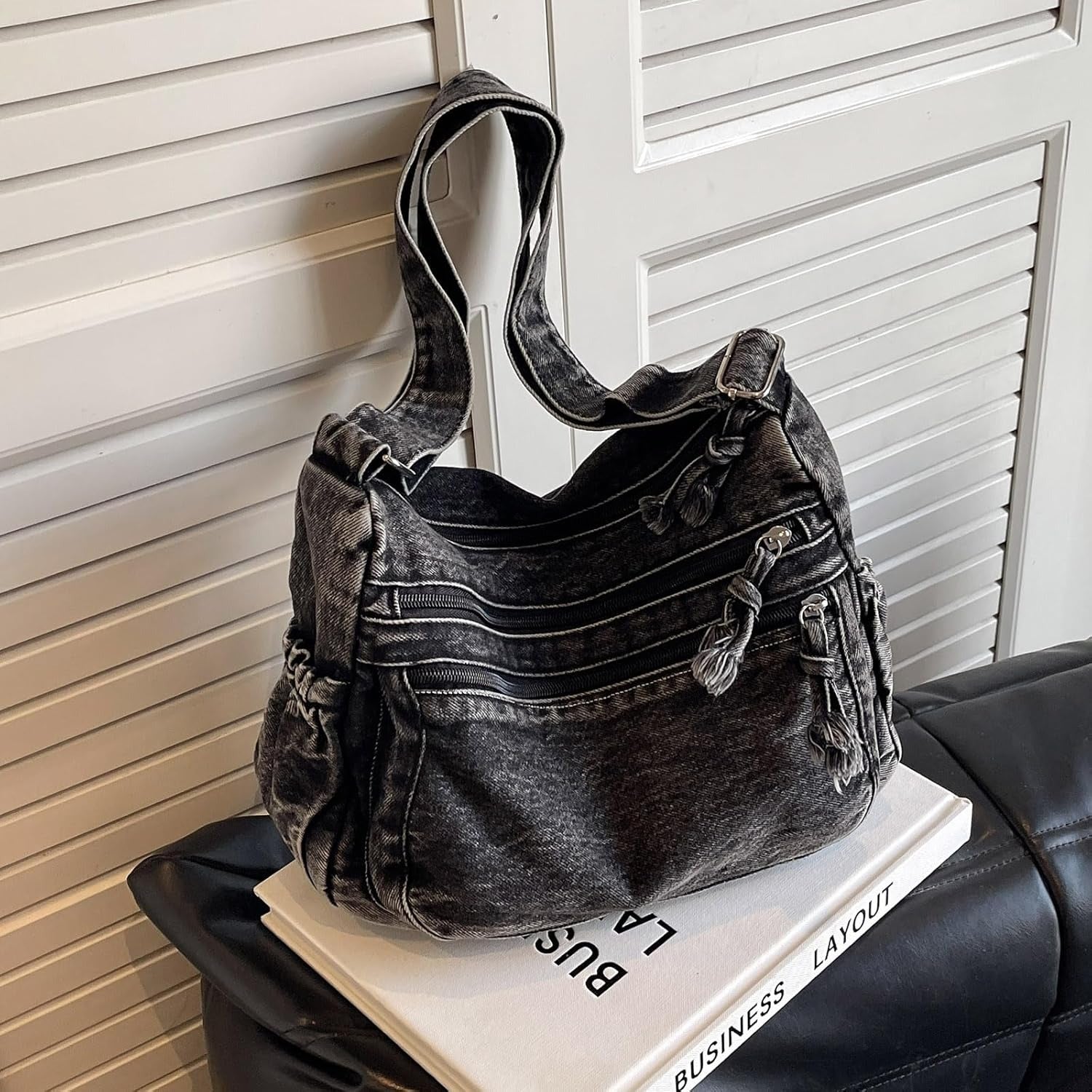 Crossbody – Black