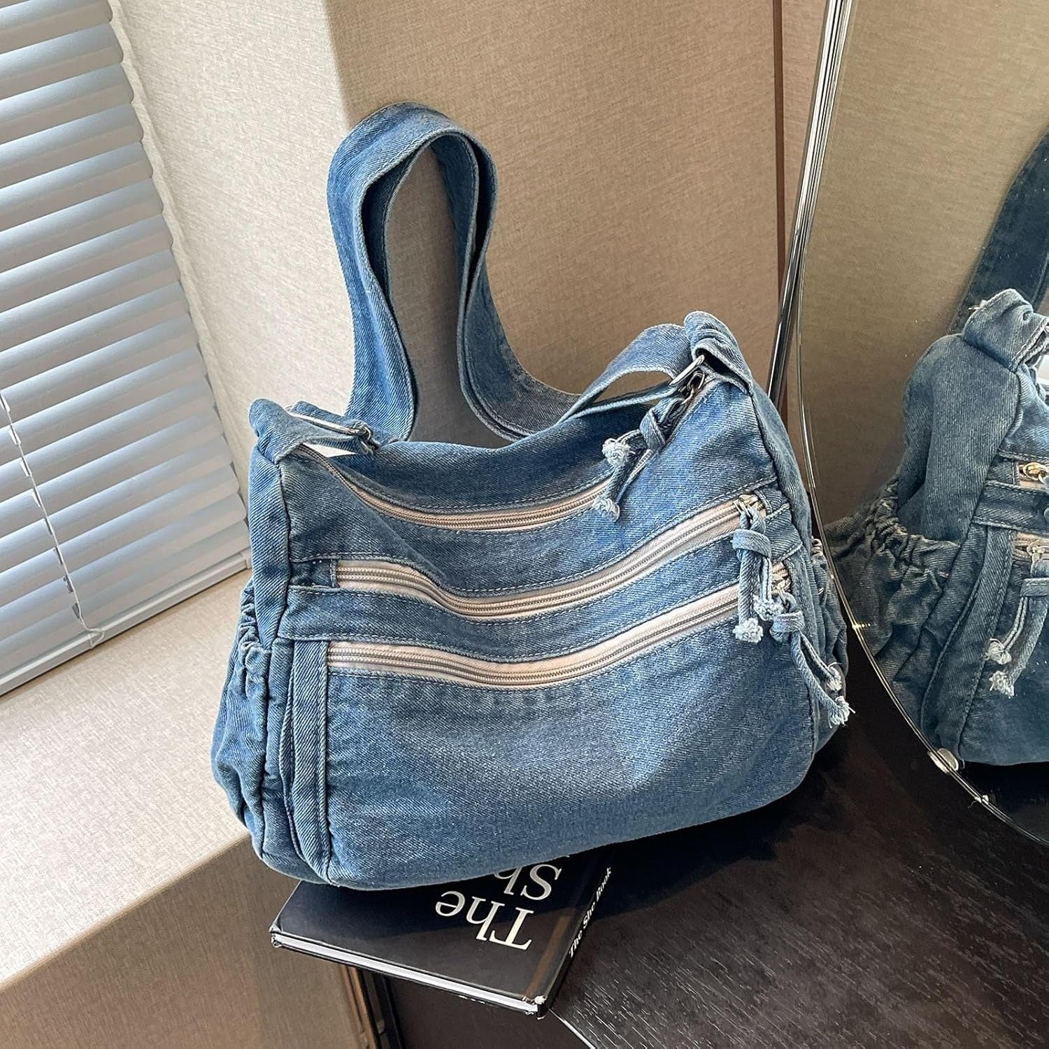 Crossbody – Light Blue